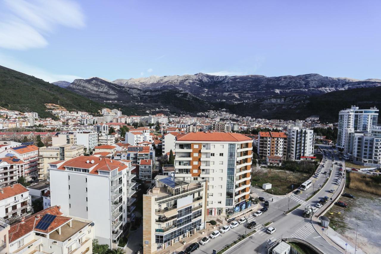 Apartments Status Wow Budva Bagian luar foto